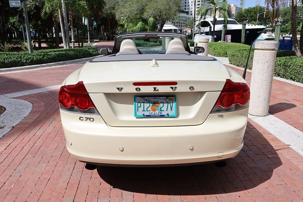 2010 Volvo C70 2nd Gen - Image 21 of 21