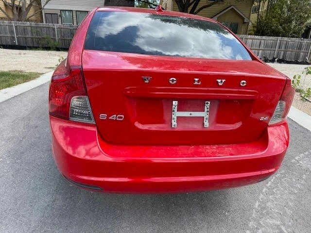 2010 Volvo S40 2nd Gen - Image 11 of 20