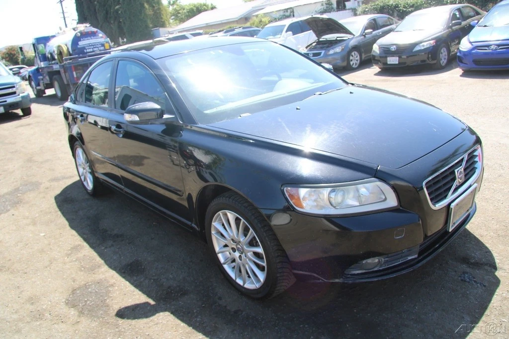 2010 Volvo S40 2nd Gen - Image 10 of 21