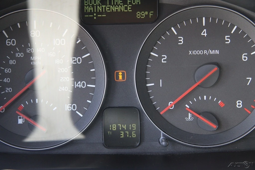 2010 Volvo S40 2nd Gen - Image 17 of 21