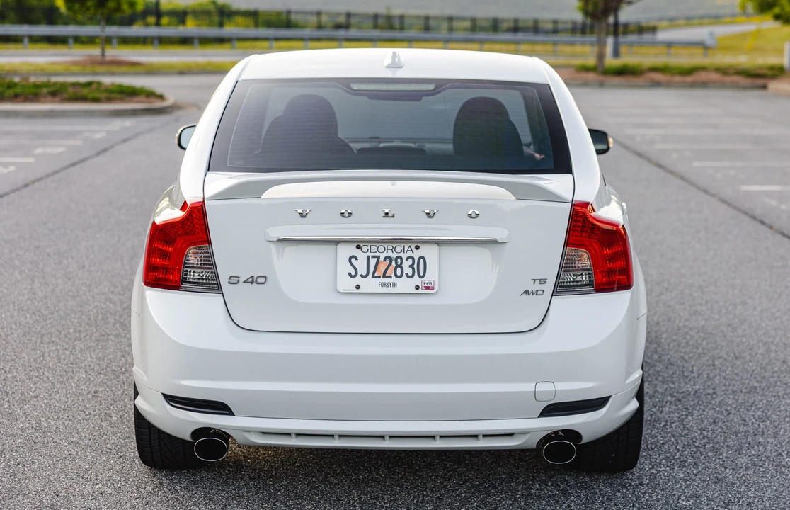 2010 Volvo S40 2nd Gen - Image 13 of 31