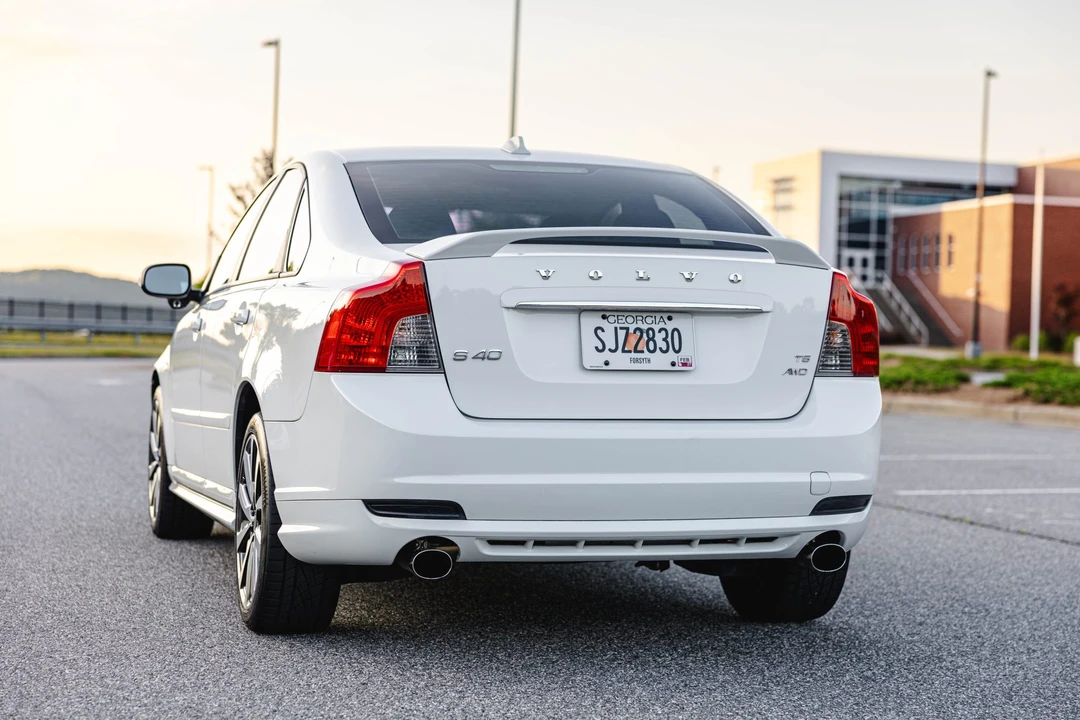 2010 Volvo S40 2nd Gen - Image 15 of 31