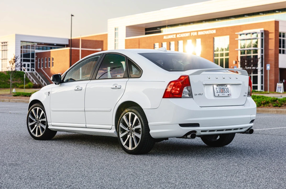 2010 Volvo S40 2nd Gen - Image 18 of 31