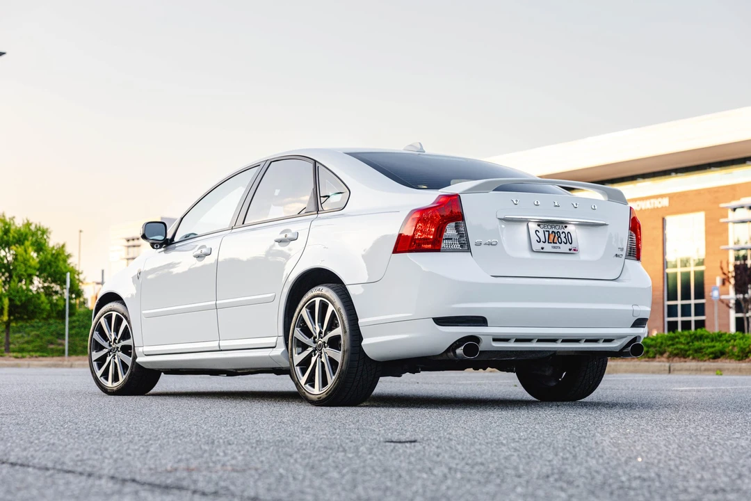 2010 Volvo S40 2nd Gen - Image 16 of 31
