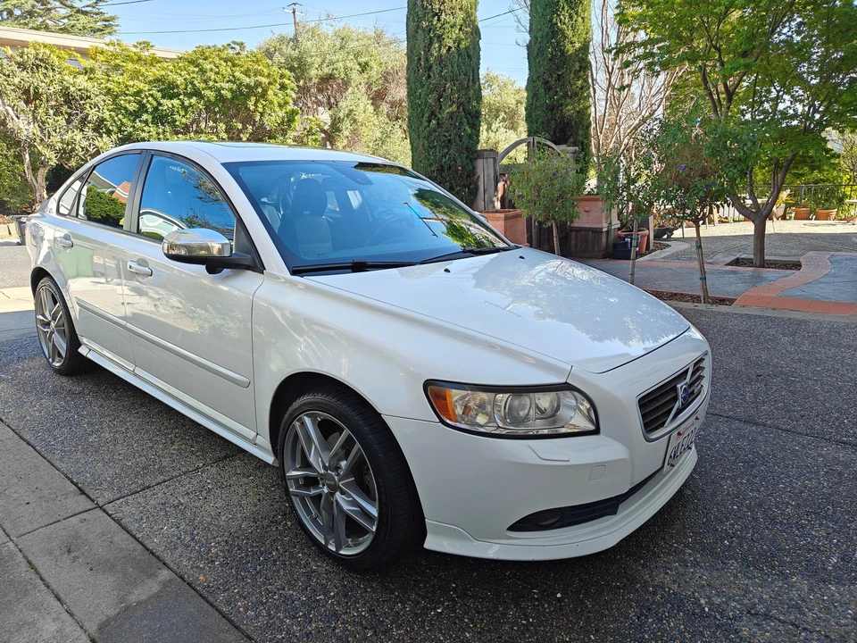 2010 Volvo S40 2nd Gen - Image 12 of 31