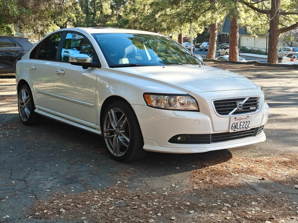 2010 Volvo S40 2nd Gen - Image 13 of 31