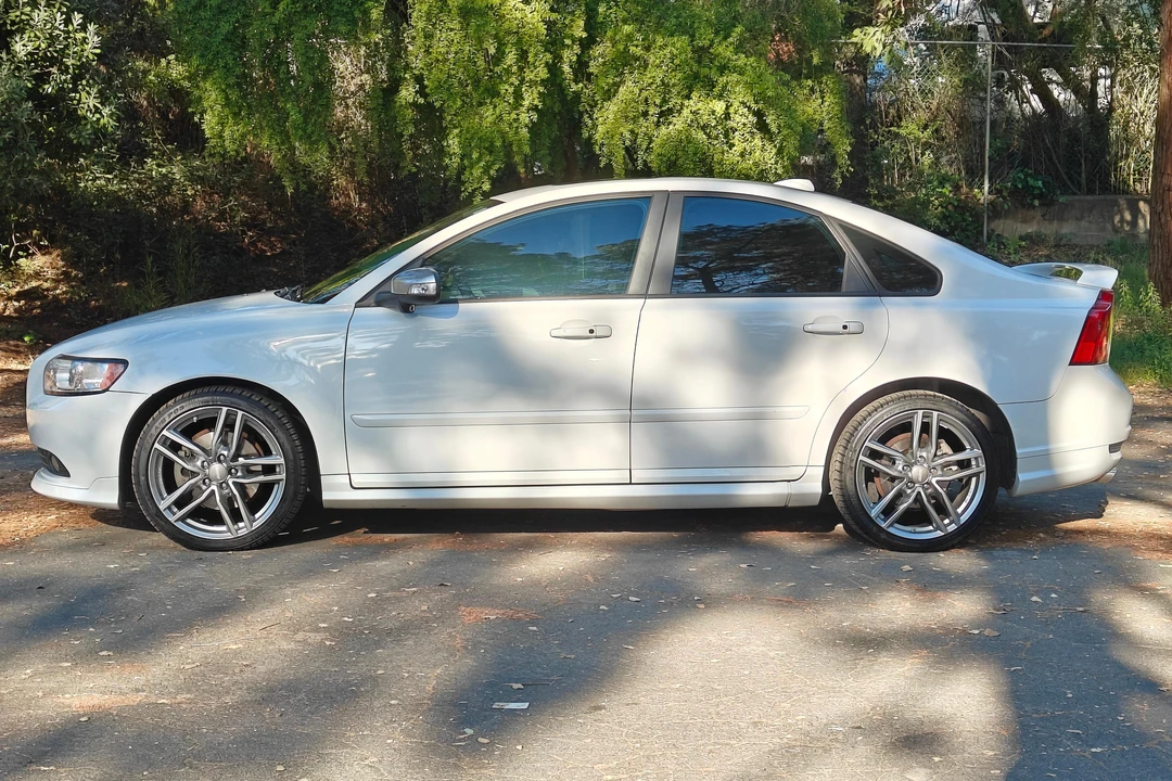 2010 Volvo S40 2nd Gen - Image 3 of 31