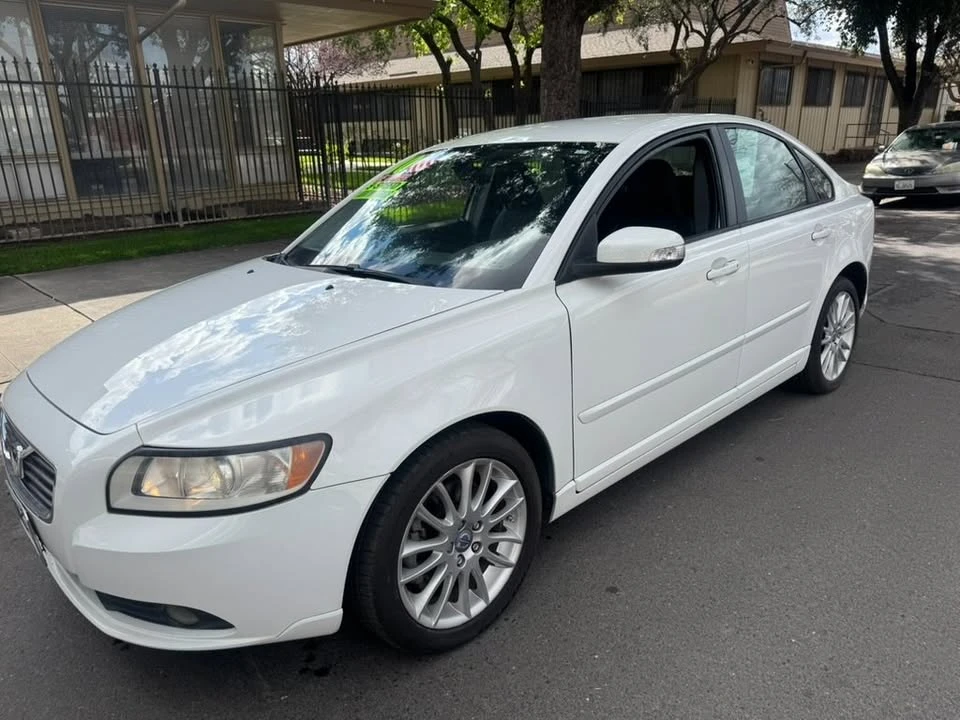 2010 Volvo S40 2nd Gen - Image 5 of 20