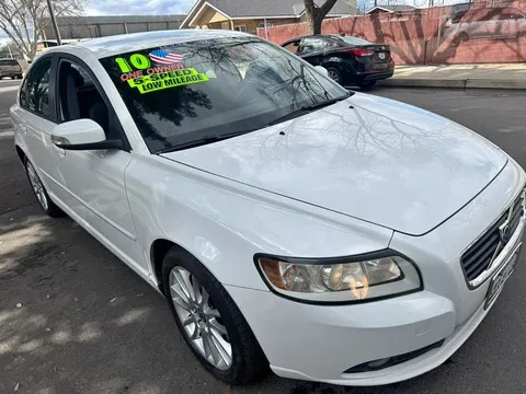 2010 Volvo S40