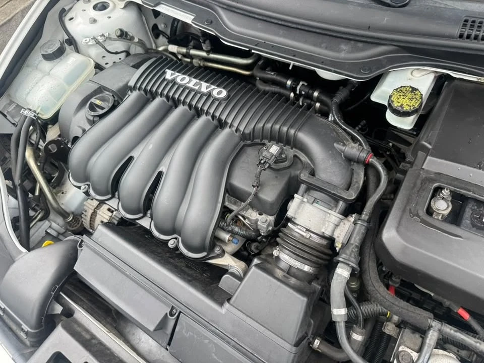 2010 Volvo S40 2nd Gen - Image 17 of 20