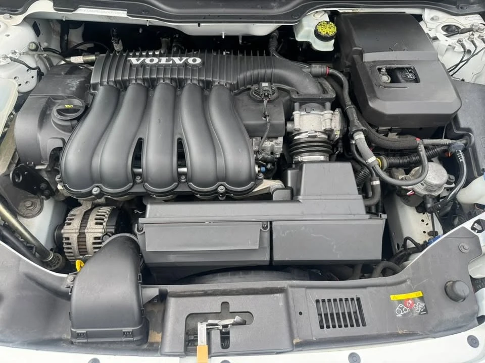 2010 Volvo S40 2nd Gen - Image 16 of 20