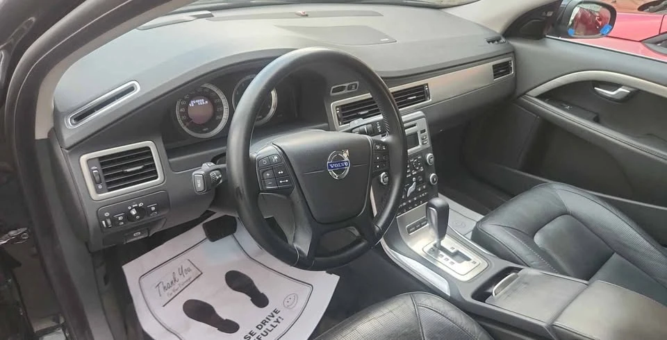 2010 Volvo S80 2nd Gen - Image 6 of 13