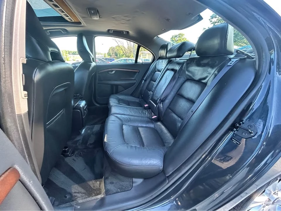 2010 Volvo S80 2nd Gen - Image 12 of 20