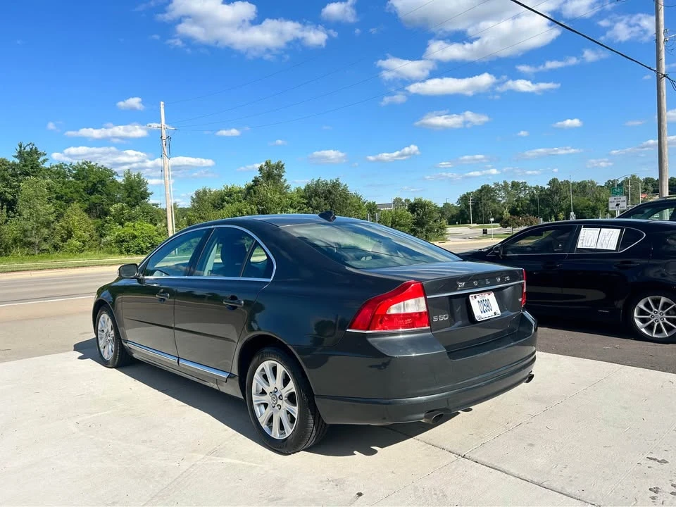 2010 Volvo S80 2nd Gen - Image 5 of 20
