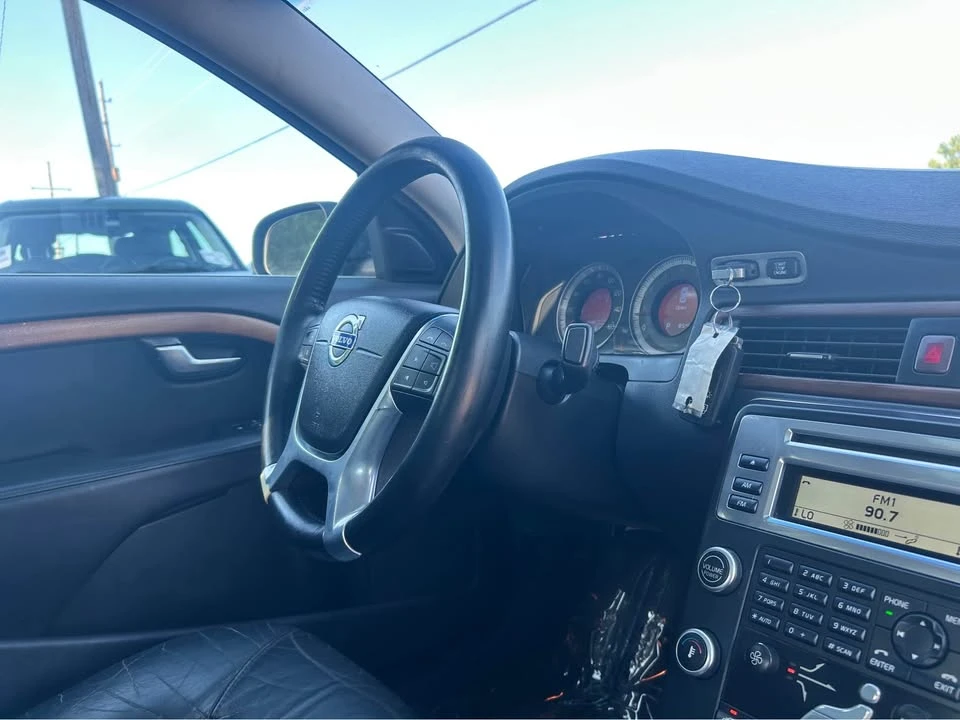 2010 Volvo S80 2nd Gen - Image 16 of 20