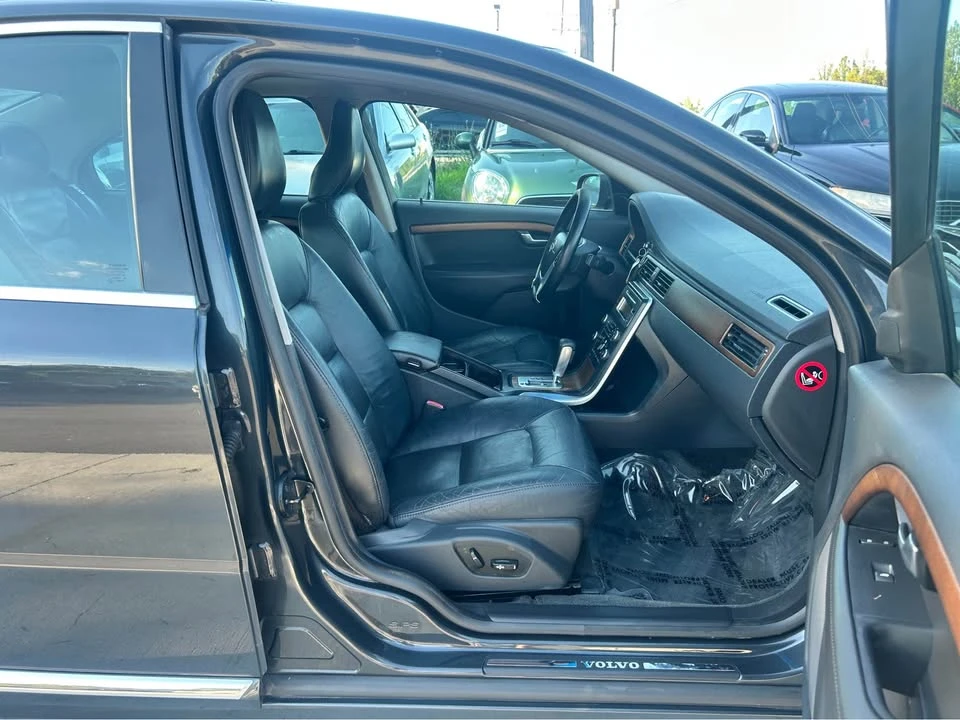 2010 Volvo S80 2nd Gen - Image 8 of 20