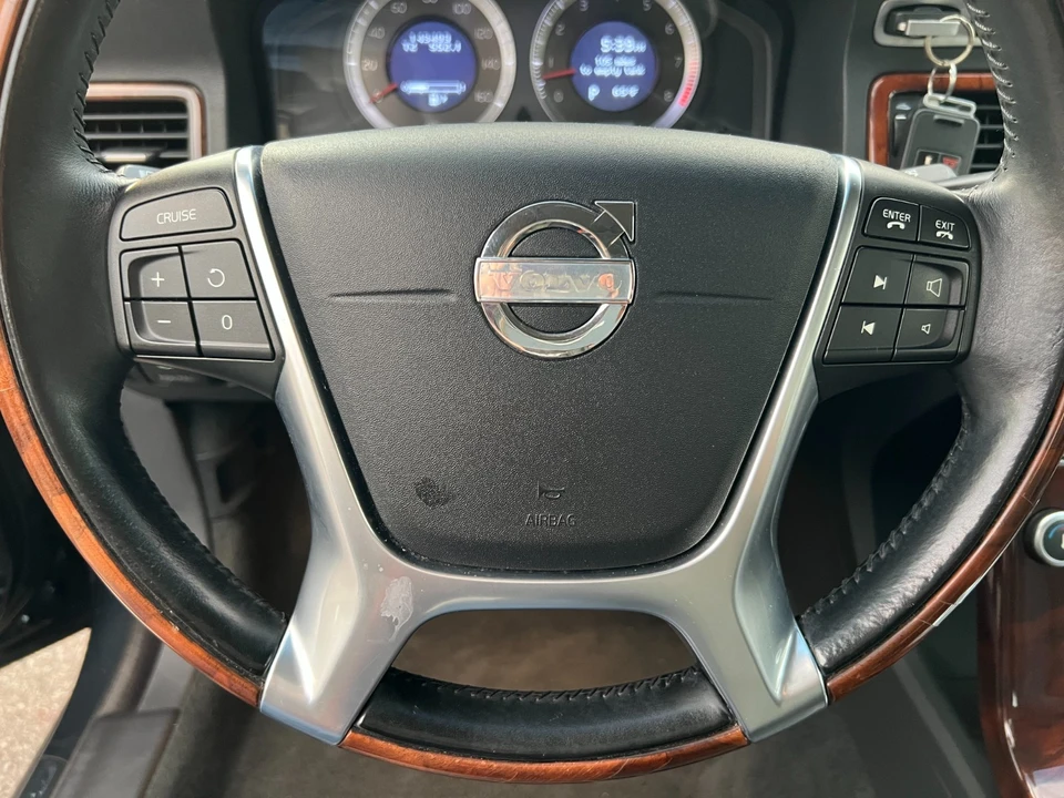 2010 Volvo S80 2nd Gen - Image 16 of 21