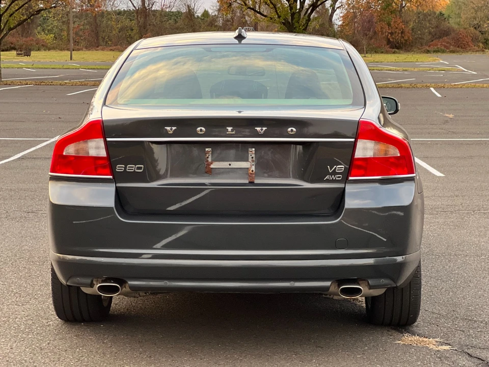 2010 Volvo S80 2nd Gen - Image 5 of 21