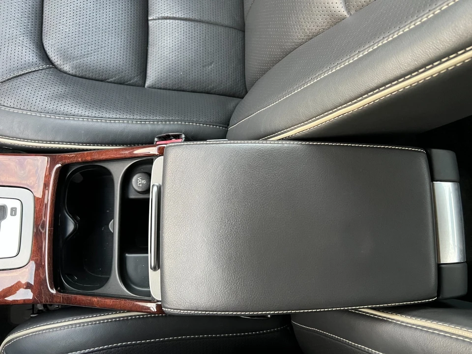 2010 Volvo S80 2nd Gen - Image 18 of 21