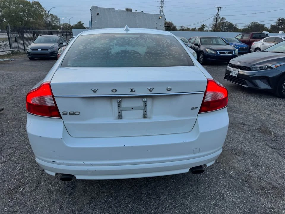 2010 Volvo S80 2nd Gen - Image 4 of 16