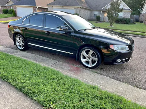 2010 Volvo S80 Sedan 4D