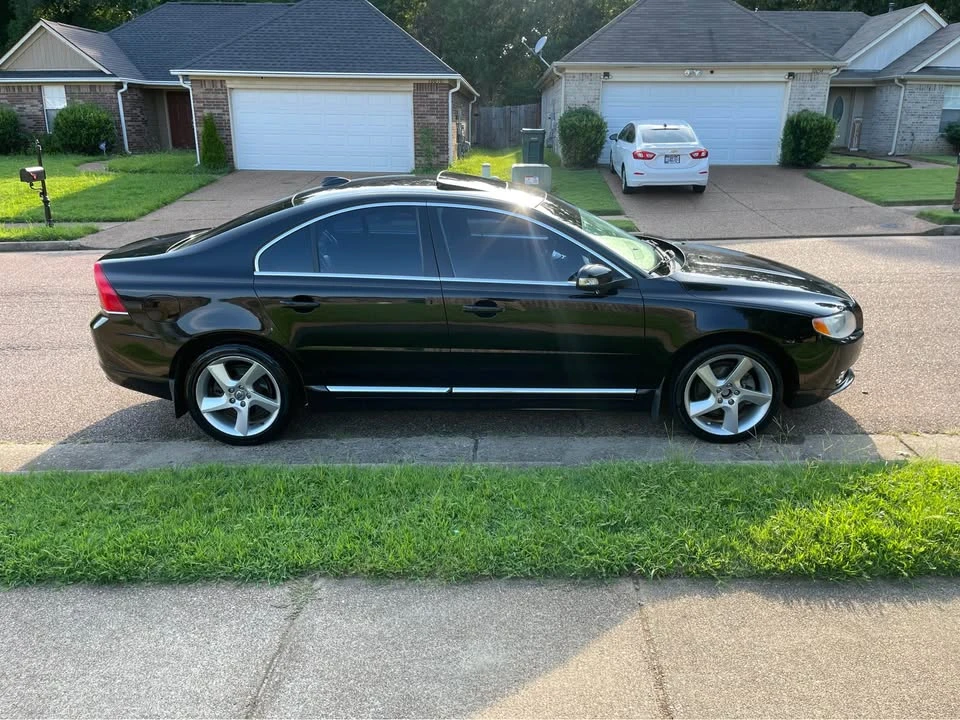 2010 Volvo S80 2nd Gen - Image 10 of 12