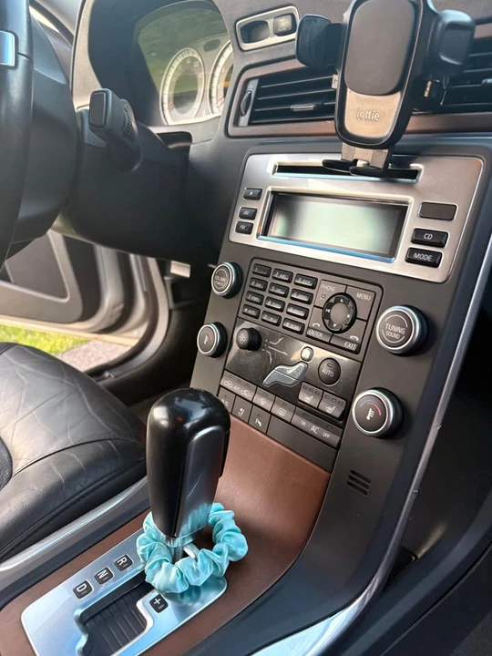 2010 Volvo S80 2nd Gen - Image 8 of 8