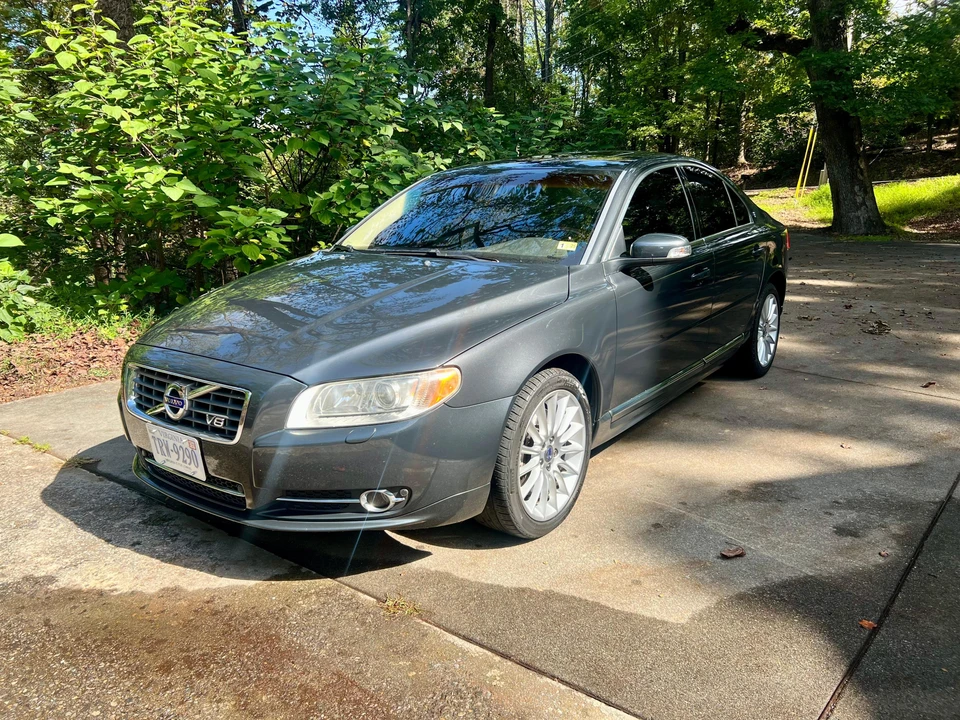 2010 Volvo S80 2nd Gen - Image 7 of 31