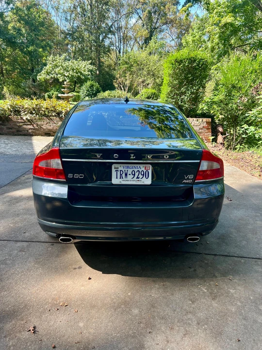 2010 Volvo S80 2nd Gen - Image 11 of 31
