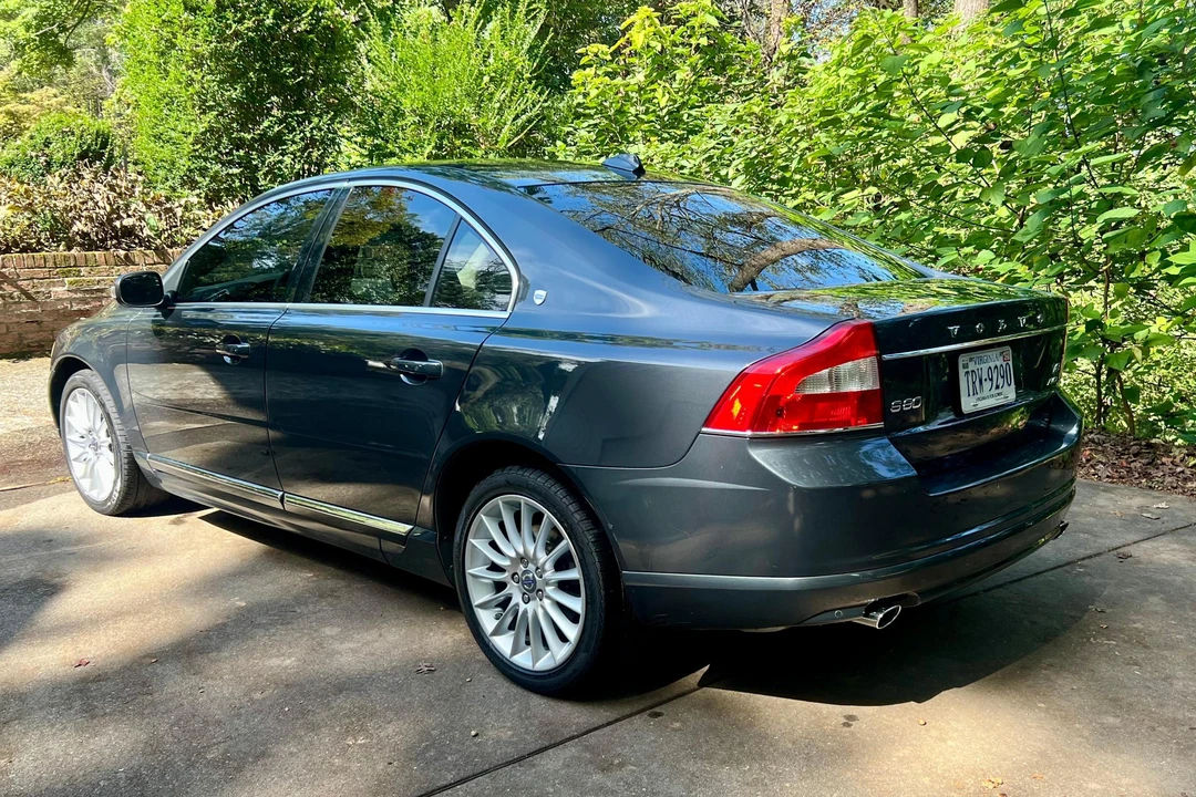 2010 Volvo S80 2nd Gen - Image 4 of 31