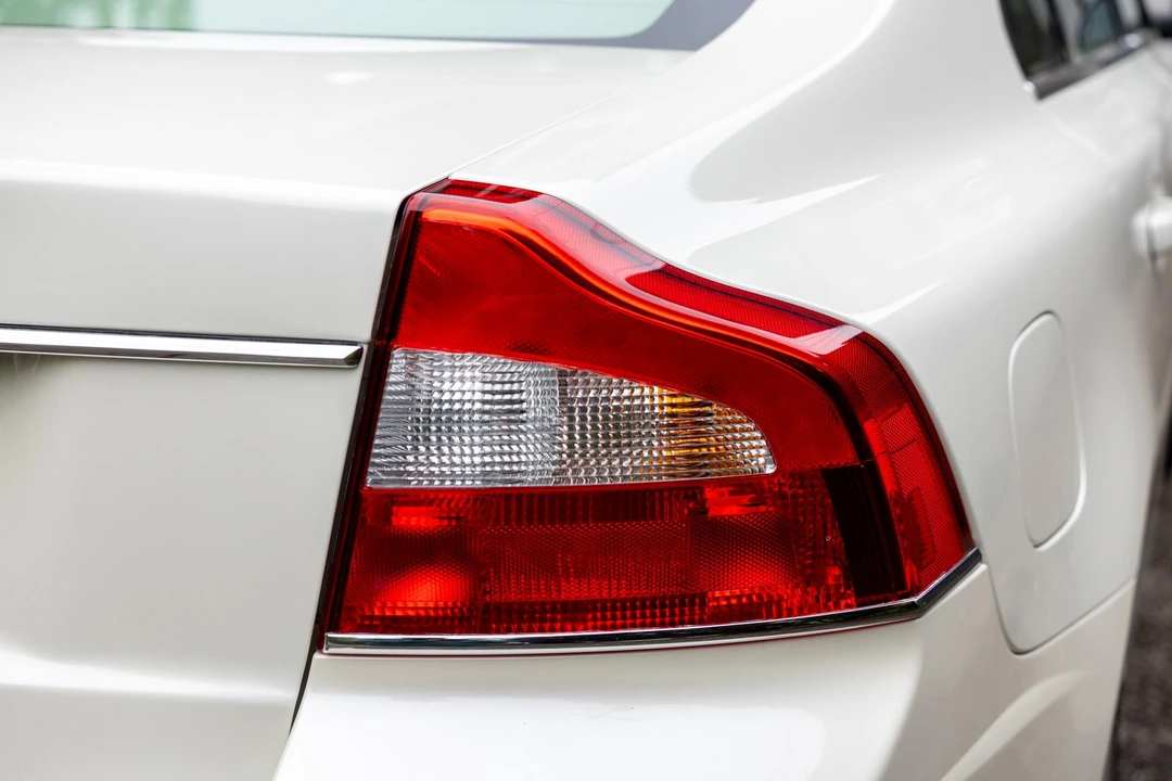 2010 Volvo S80 2nd Gen - Image 22 of 31