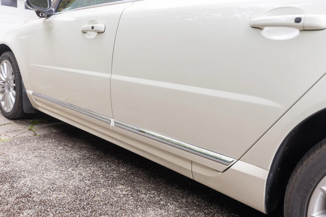 2010 Volvo S80 2nd Gen - Image 18 of 31