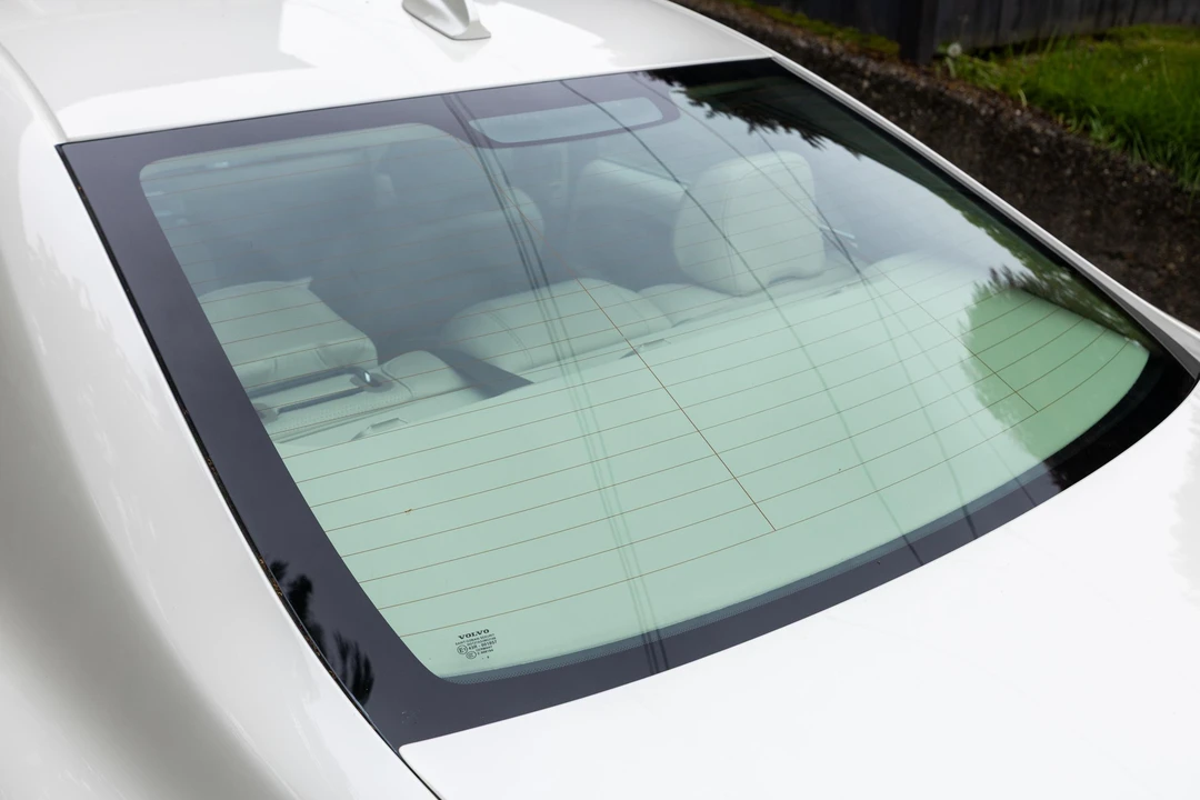 2010 Volvo S80 2nd Gen - Image 19 of 31