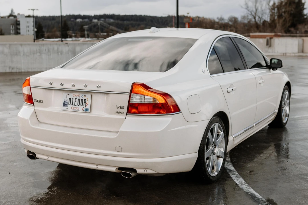 2010 Volvo S80 2nd Gen - Image 4 of 31