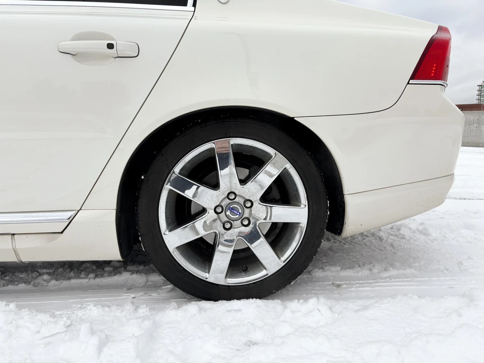 2010 Volvo S80 2nd Gen - Image 30 of 31