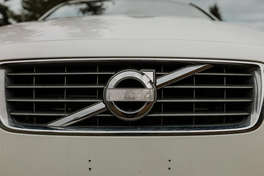 2010 Volvo S80 2nd Gen - Image 15 of 31