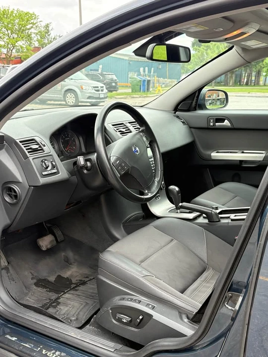 2010 Volvo V50 - Image 13 of 18