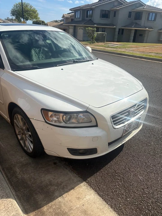 2010 Volvo V50 - Image 3 of 12