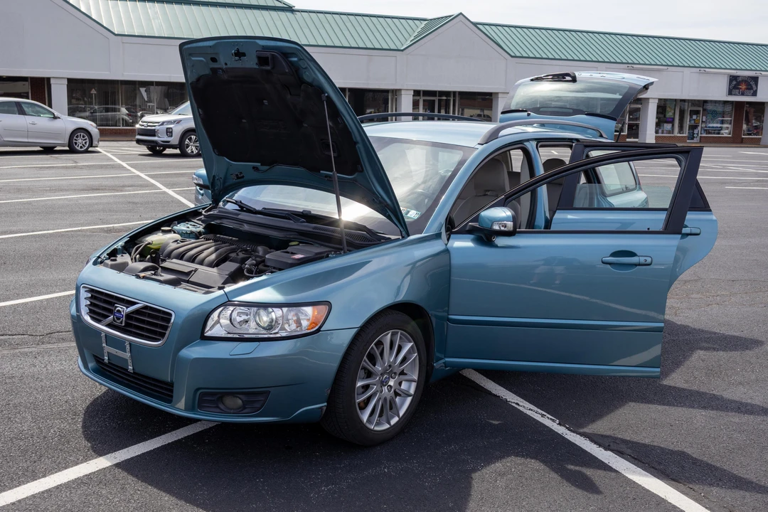 2010 Volvo V50 - Image 19 of 31