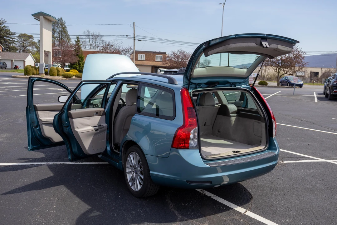 2010 Volvo V50 - Image 22 of 31