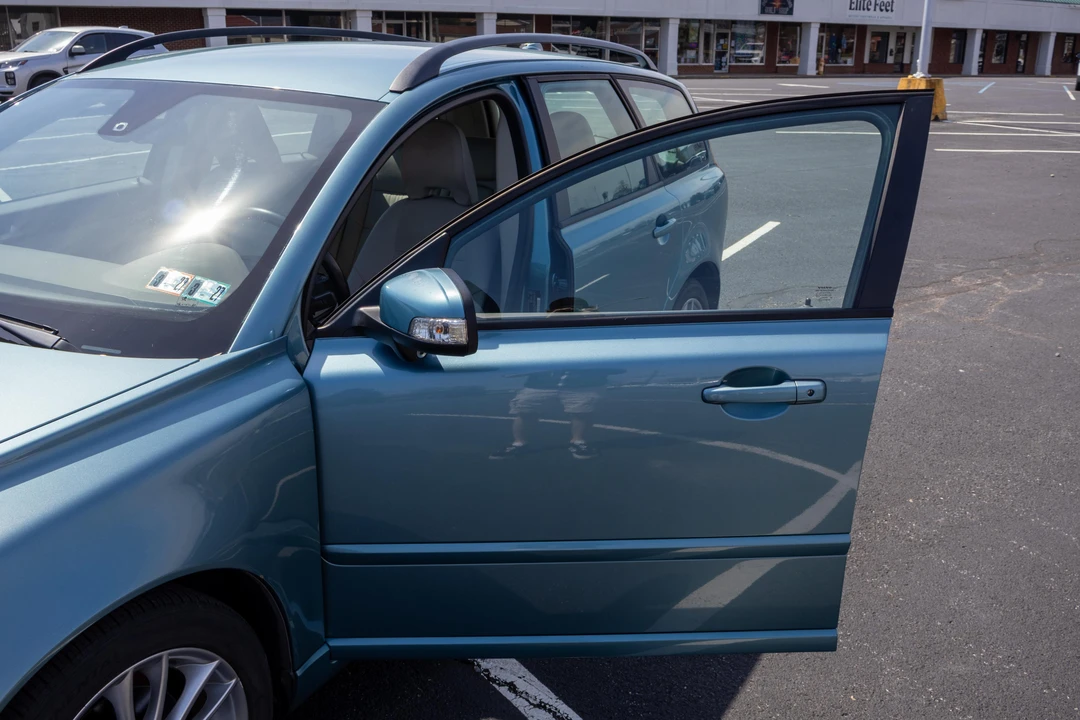 2010 Volvo V50 - Image 20 of 31