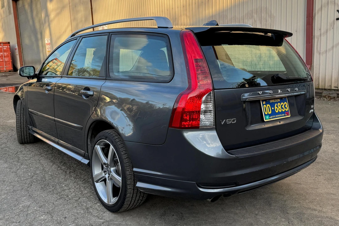 2010 Volvo V50 - Image 4 of 31