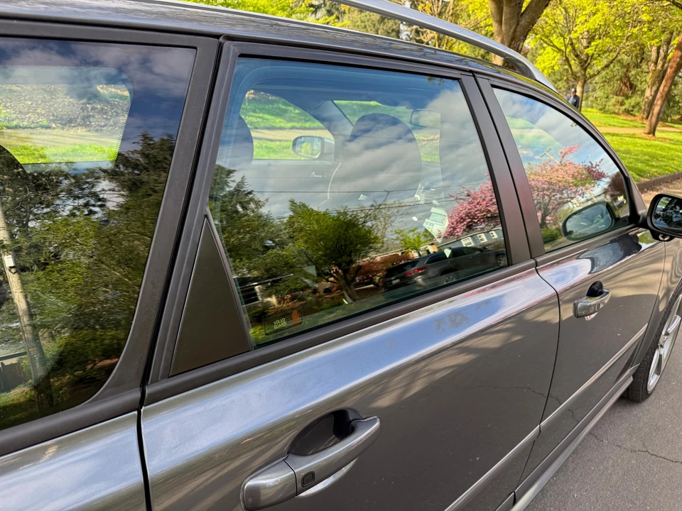 2010 Volvo V50 - Image 25 of 31