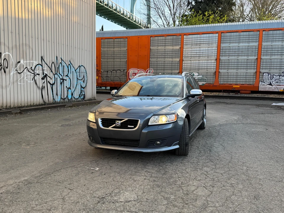 2010 Volvo V50 - Image 7 of 31