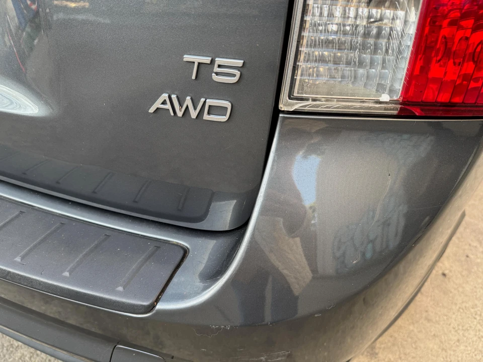 2010 Volvo V50 - Image 21 of 31