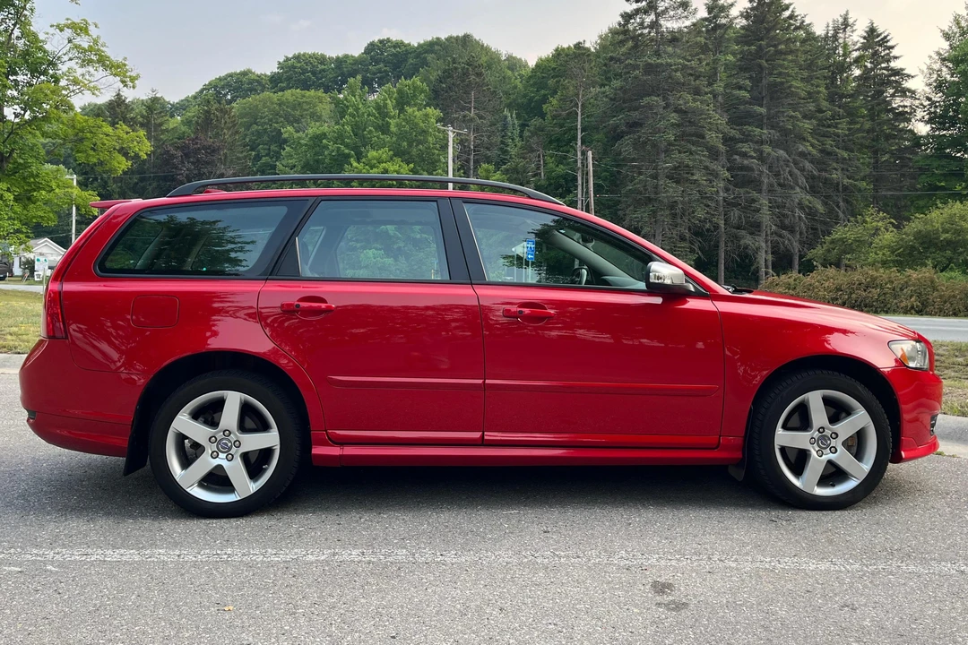 2010 Volvo V50 - Image 3 of 31
