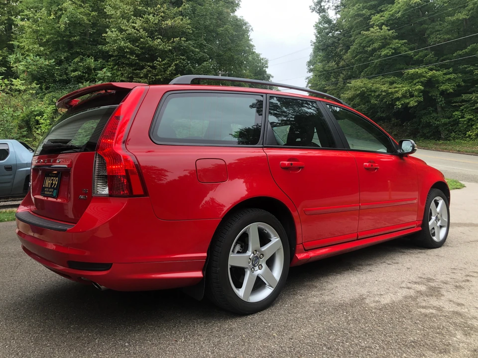 2010 Volvo V50 - Image 9 of 31
