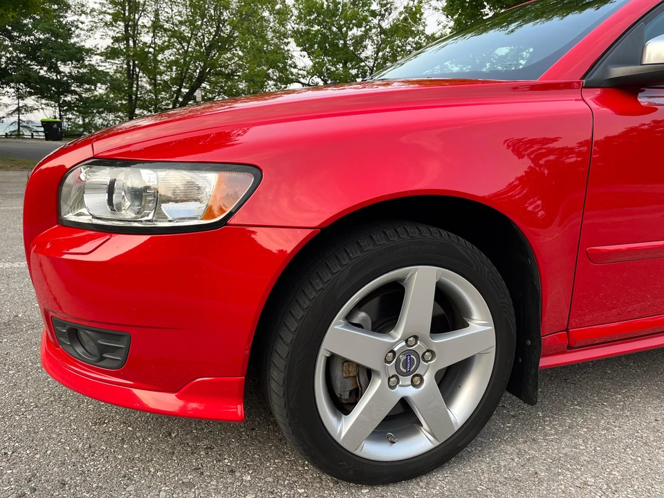 2010 Volvo V50 - Image 17 of 31