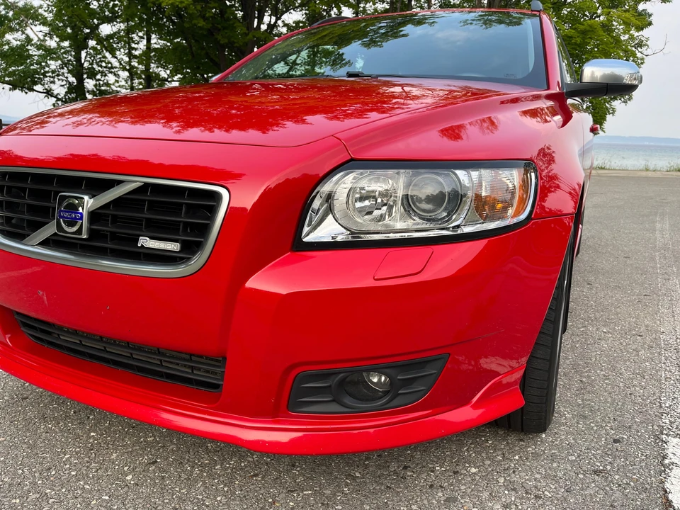 2010 Volvo V50 - Image 15 of 31