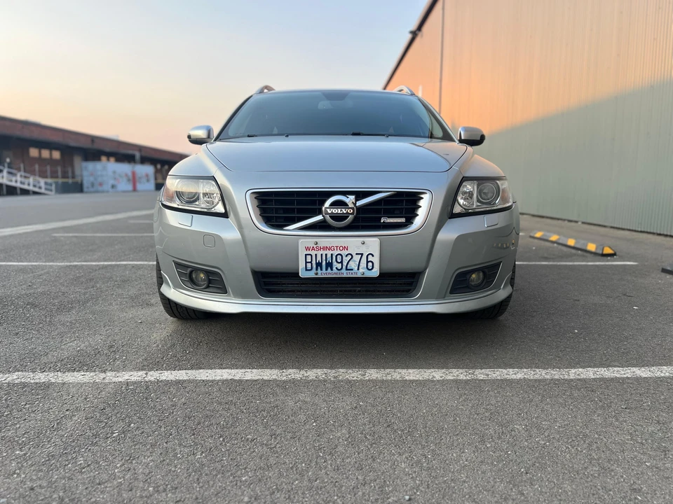 2010 Volvo V50 - Image 7 of 31